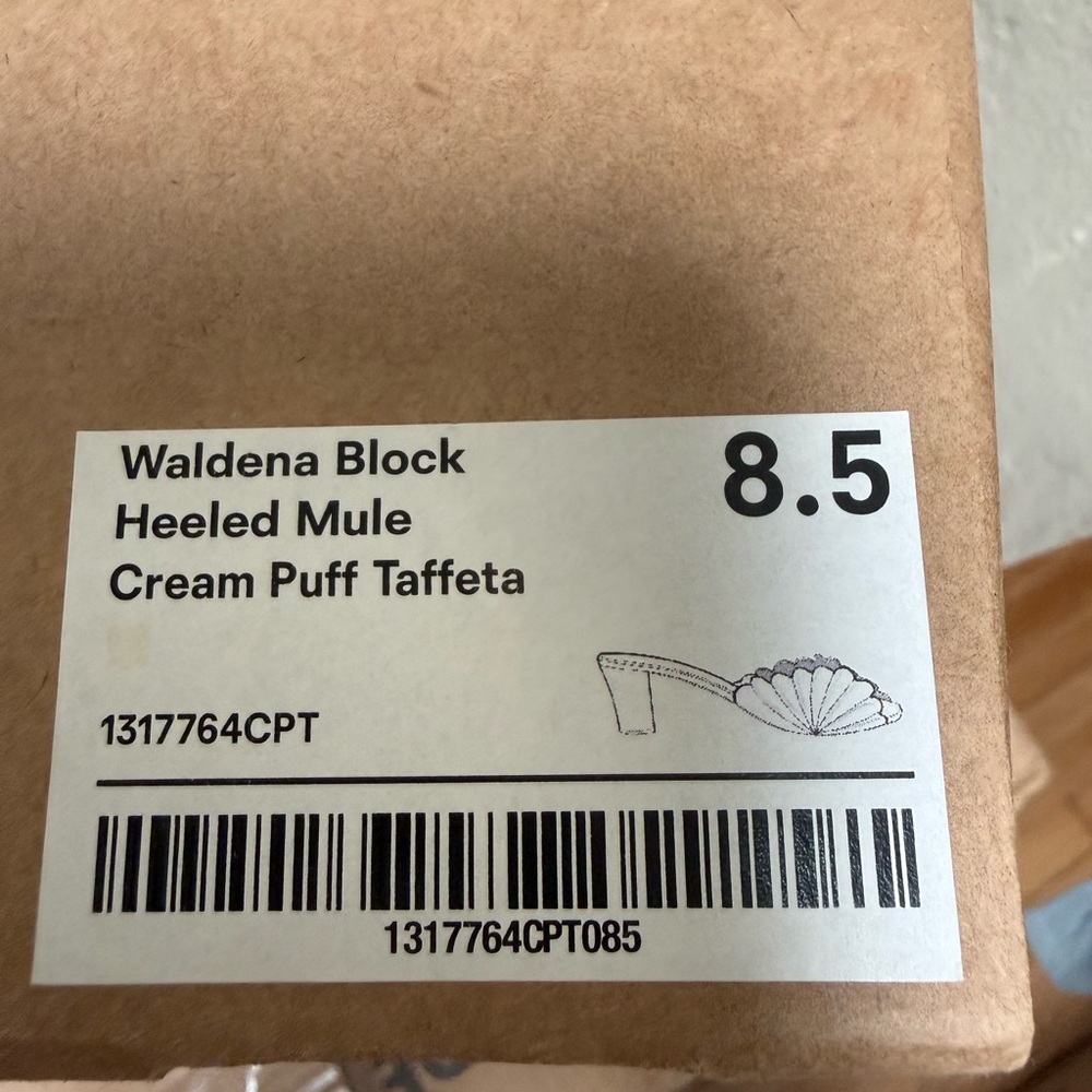 Reformation Waldena heels seashell cream puff block heel taffeta 8.5 - Picture 10 of 10